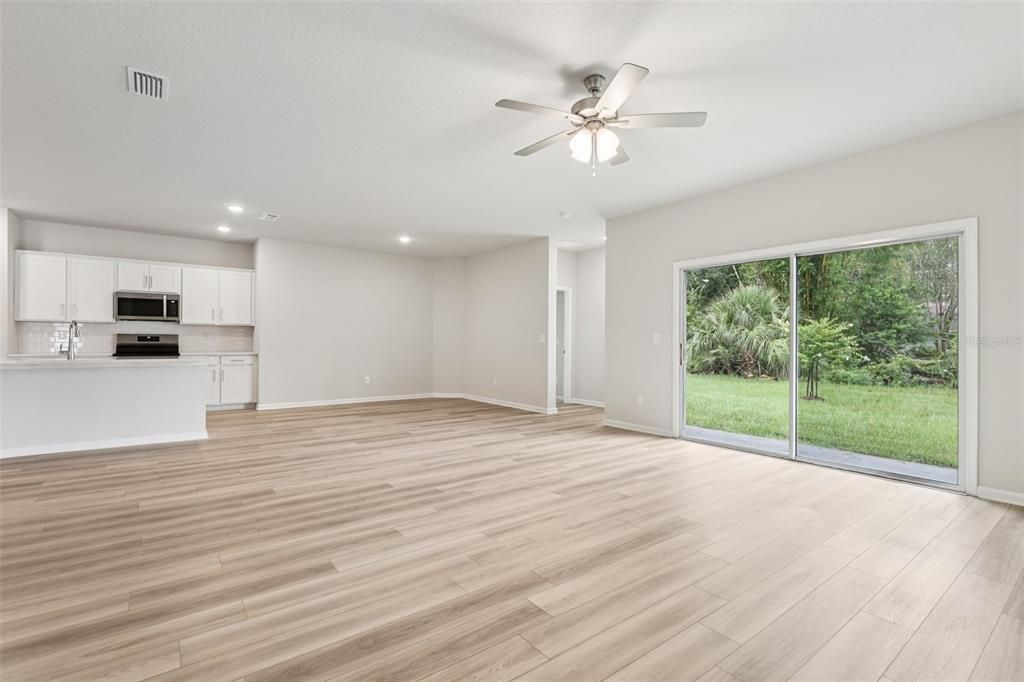 待售: $349,990 (3 贝兹, 2 浴室, 1816 平方英尺)