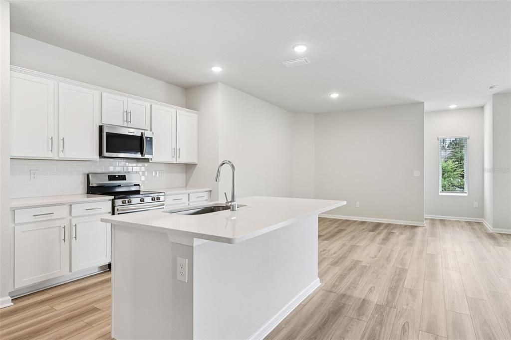 待售: $349,990 (3 贝兹, 2 浴室, 1816 平方英尺)