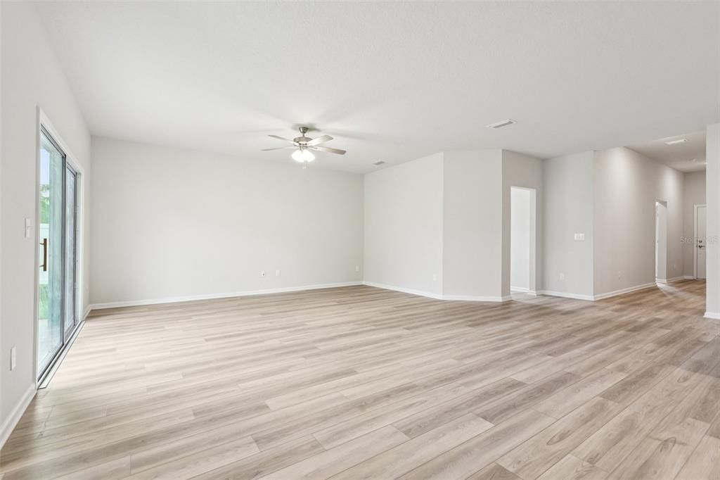 待售: $349,990 (3 贝兹, 2 浴室, 1816 平方英尺)