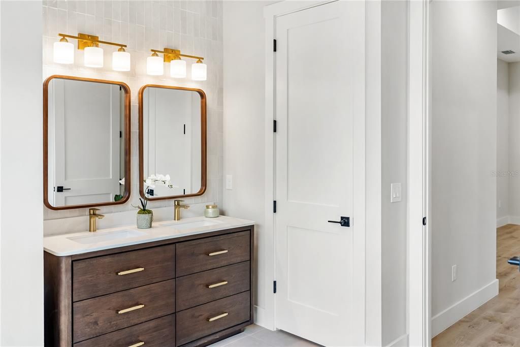 待售: $489,900 (3 贝兹, 2 浴室, 2080 平方英尺)