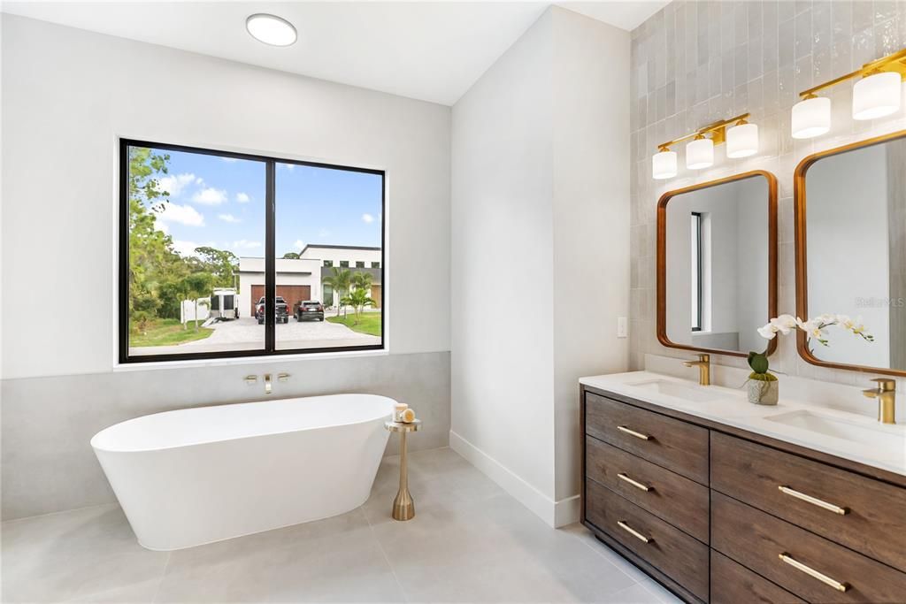 待售: $489,900 (3 贝兹, 2 浴室, 2080 平方英尺)