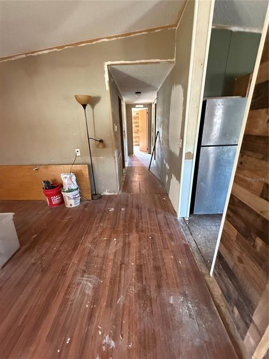 En Venta: $249,000 (4 camas, 2 baños, 1674 Pies cuadrados)