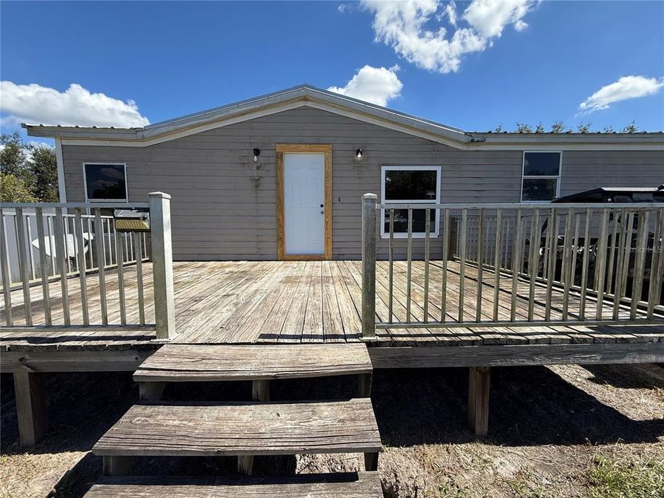 En Venta: $249,000 (4 camas, 2 baños, 1674 Pies cuadrados)