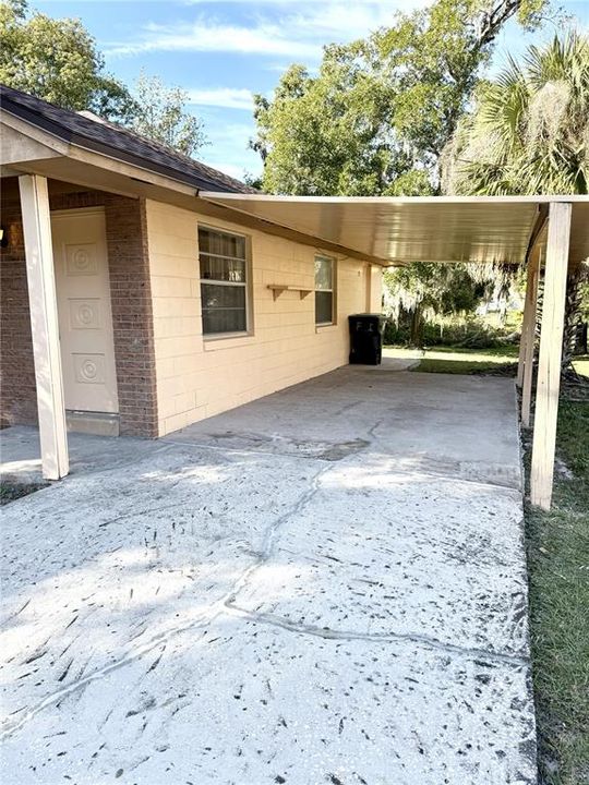 For Rent: $1,525 (2 beds, 1 baths, 708 Square Feet)