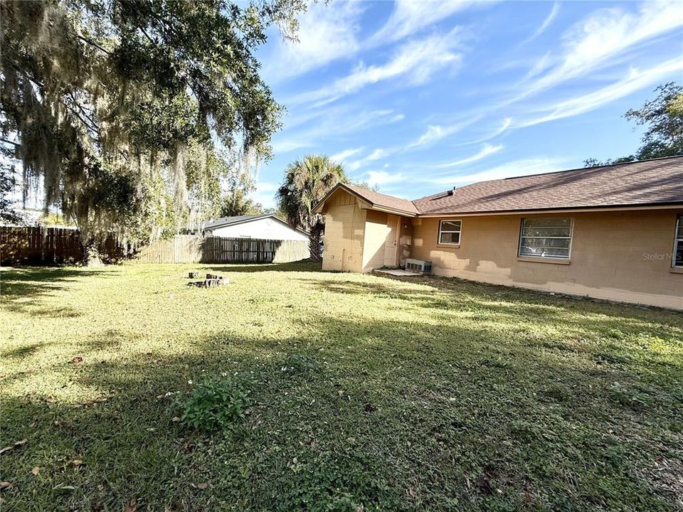 For Rent: $1,525 (2 beds, 1 baths, 708 Square Feet)