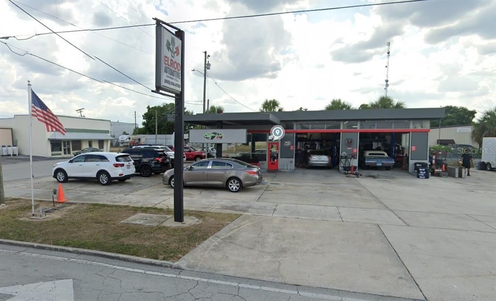 Recently Sold: $400,000 (0 beds, 0 baths, 1372 Square Feet)