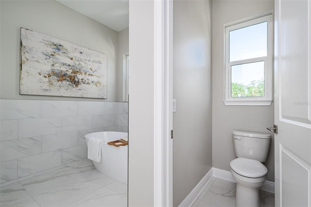 En Venta: $769,000 (4 camas, 3 baños, 2946 Pies cuadrados)