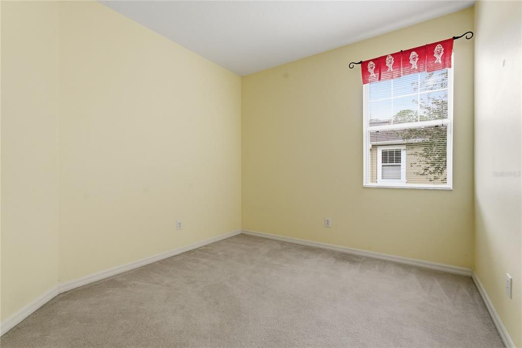 For Sale: $319,900 (3 beds, 2 baths, 1587 Square Feet)