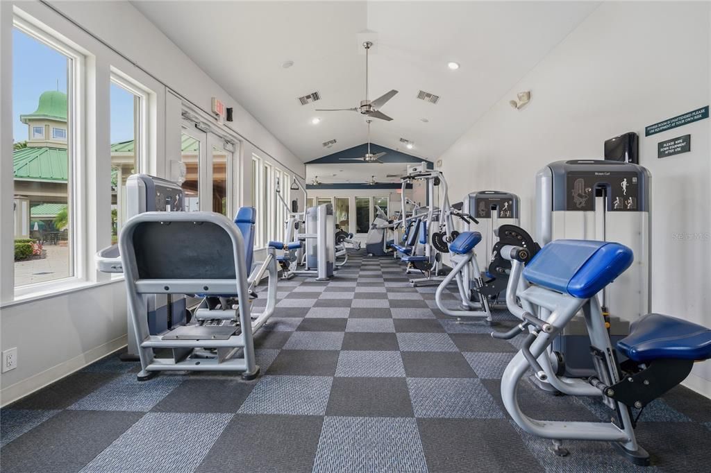 For Sale: $319,900 (3 beds, 2 baths, 1587 Square Feet)