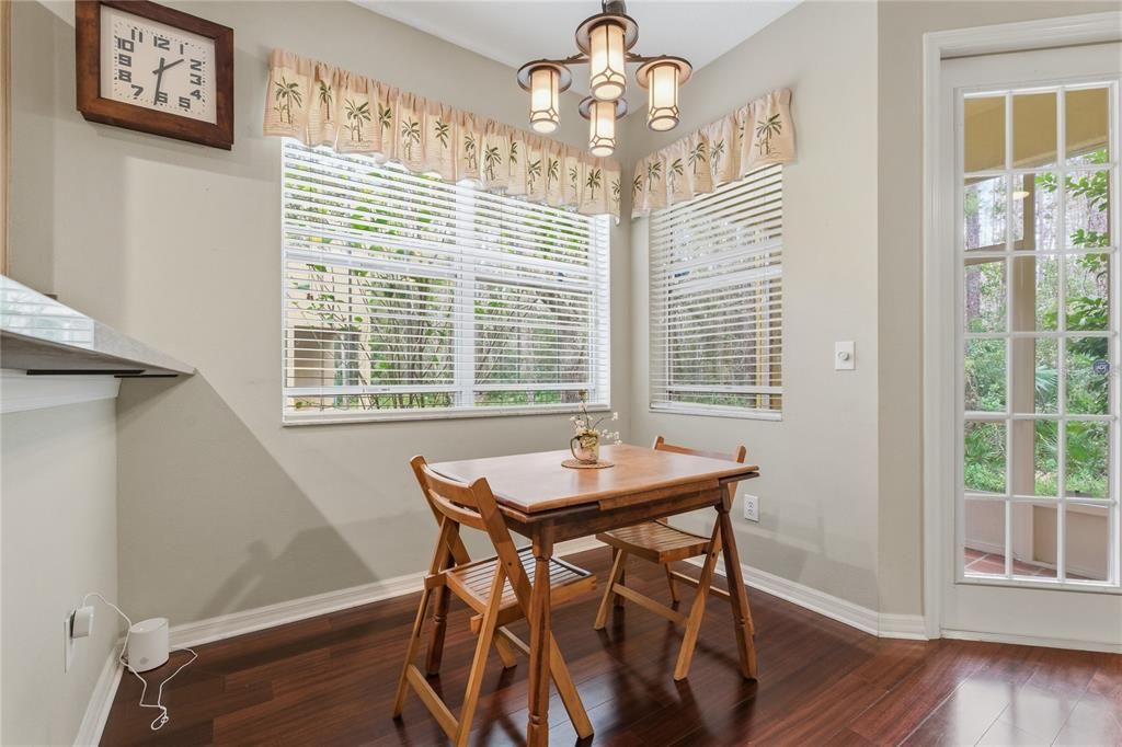 For Sale: $319,900 (3 beds, 2 baths, 1587 Square Feet)