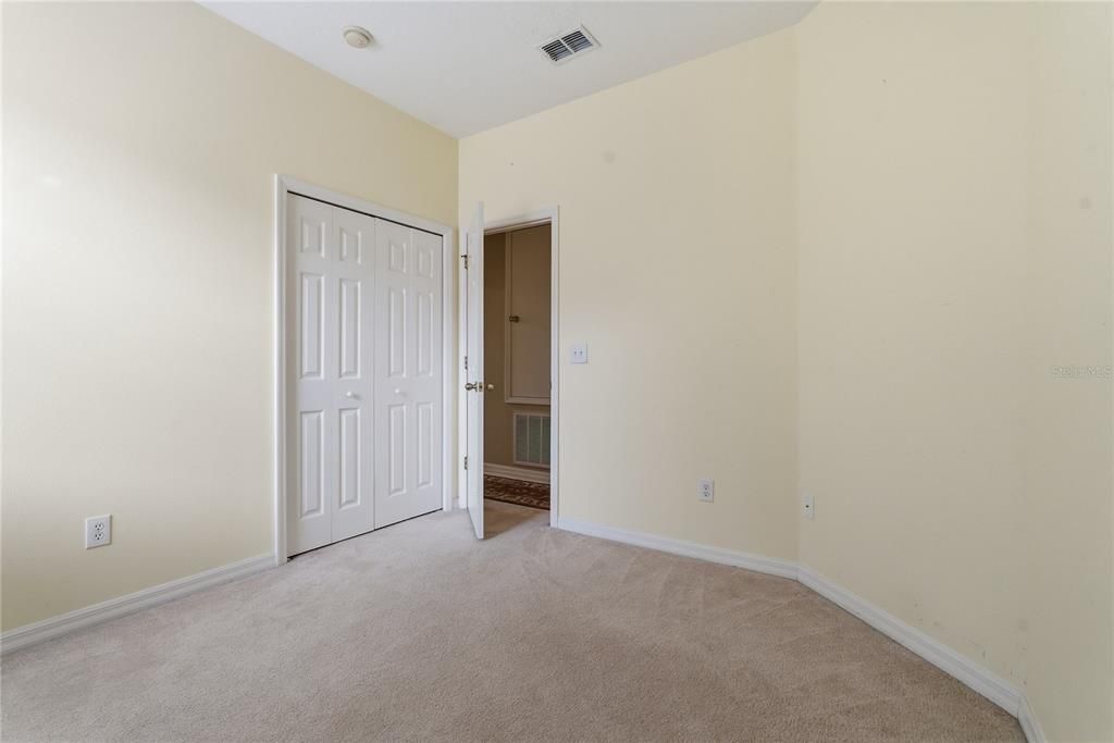 For Sale: $319,900 (3 beds, 2 baths, 1587 Square Feet)