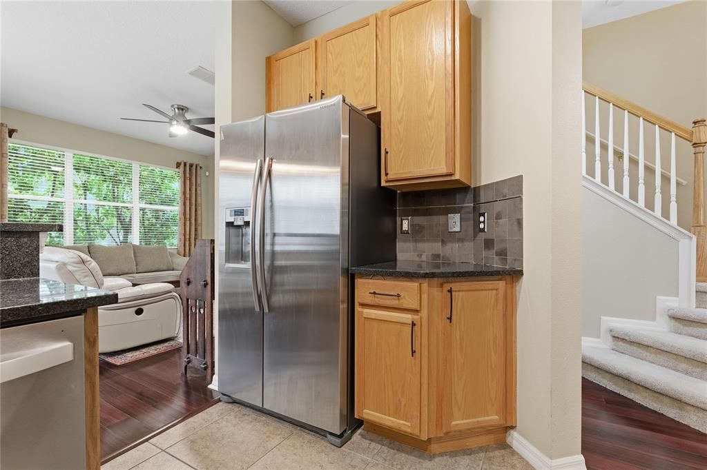 For Sale: $319,900 (3 beds, 2 baths, 1587 Square Feet)