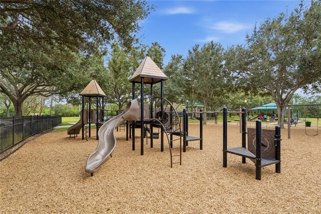 For Sale: $319,900 (3 beds, 2 baths, 1587 Square Feet)