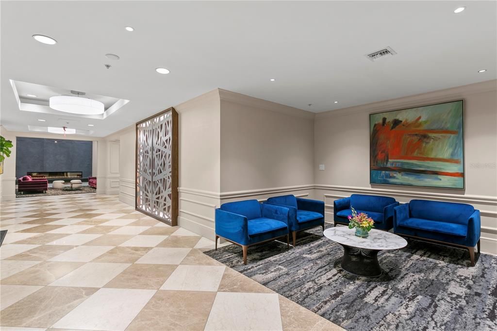 En Venta: $719,900 (2 camas, 2 baños, 1242 Pies cuadrados)