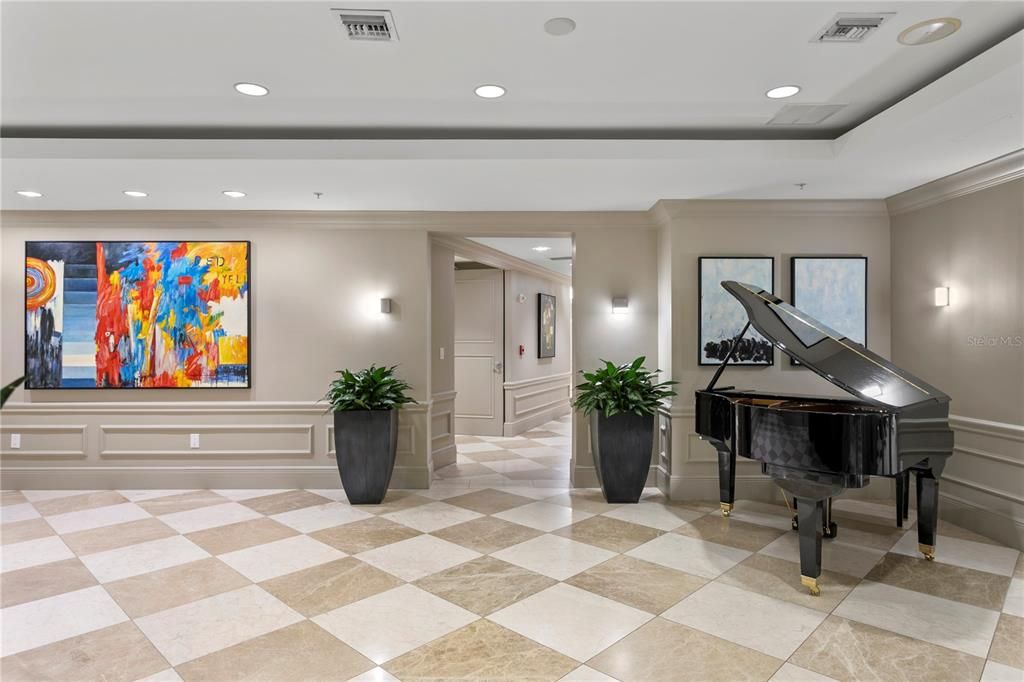 En Venta: $719,900 (2 camas, 2 baños, 1242 Pies cuadrados)