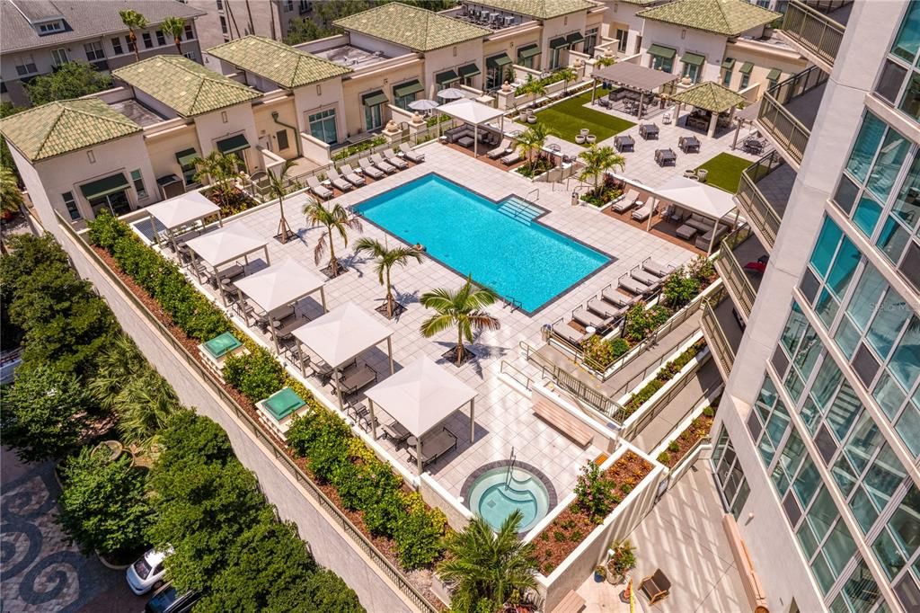 En Venta: $719,900 (2 camas, 2 baños, 1242 Pies cuadrados)