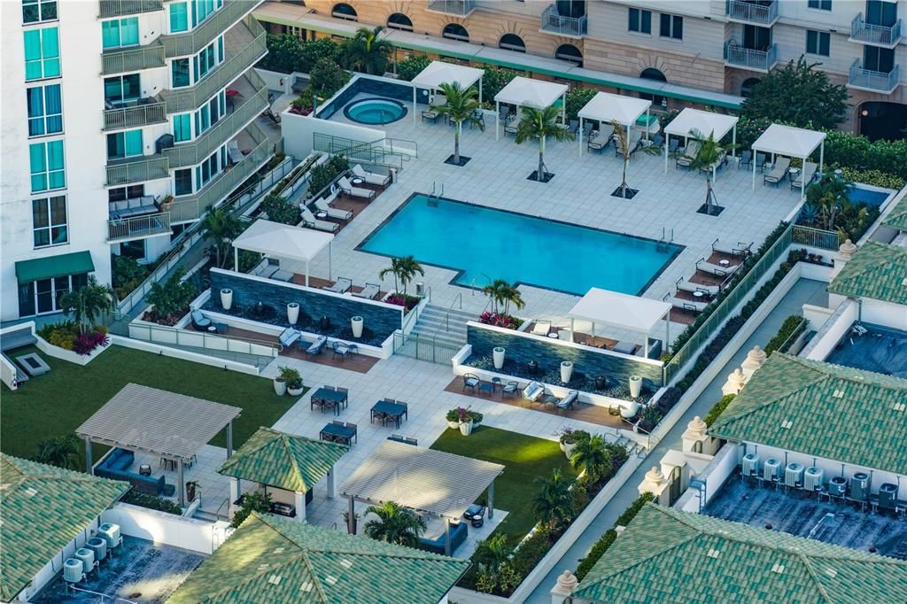 En Venta: $719,900 (2 camas, 2 baños, 1242 Pies cuadrados)