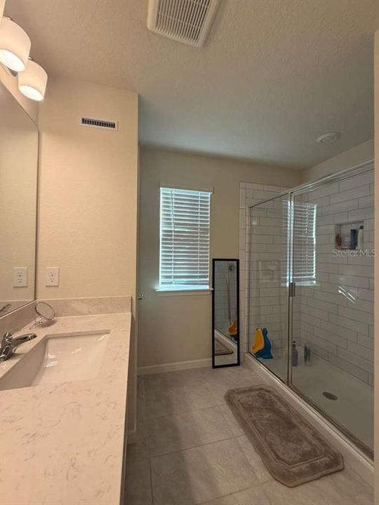 For Sale: $370,000 (3 beds, 2 baths, 1796 Square Feet)