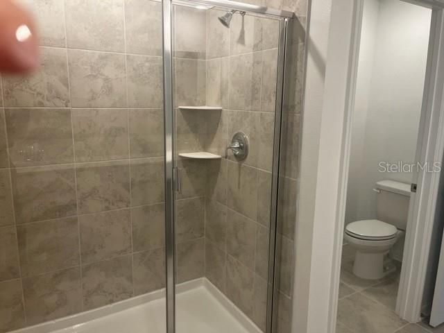 For Rent: $2,732 (5 beds, 2 baths, 2896 Square Feet)