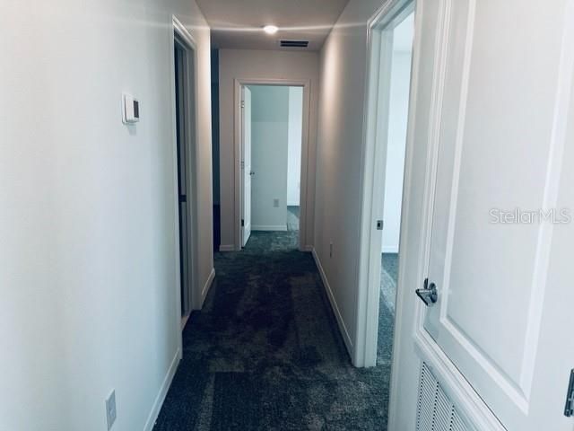 For Rent: $2,732 (5 beds, 2 baths, 2896 Square Feet)