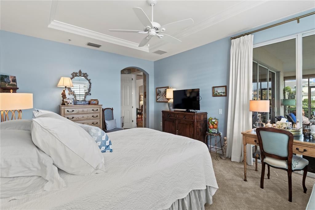 For Sale: $599,000 (3 beds, 2 baths, 1748 Square Feet)