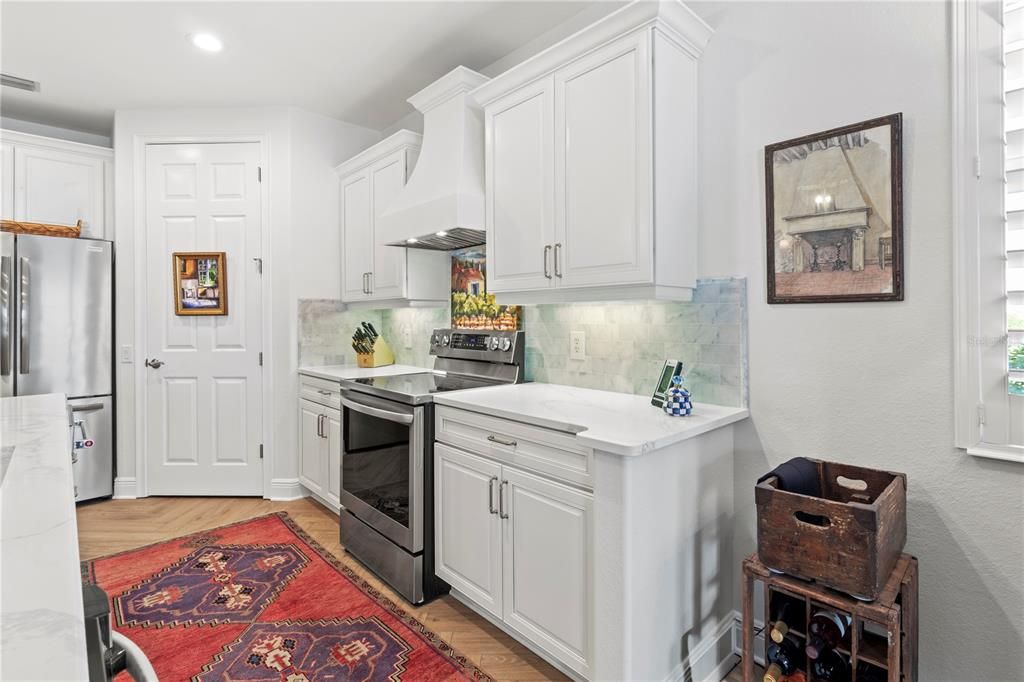 For Sale: $599,000 (3 beds, 2 baths, 1748 Square Feet)