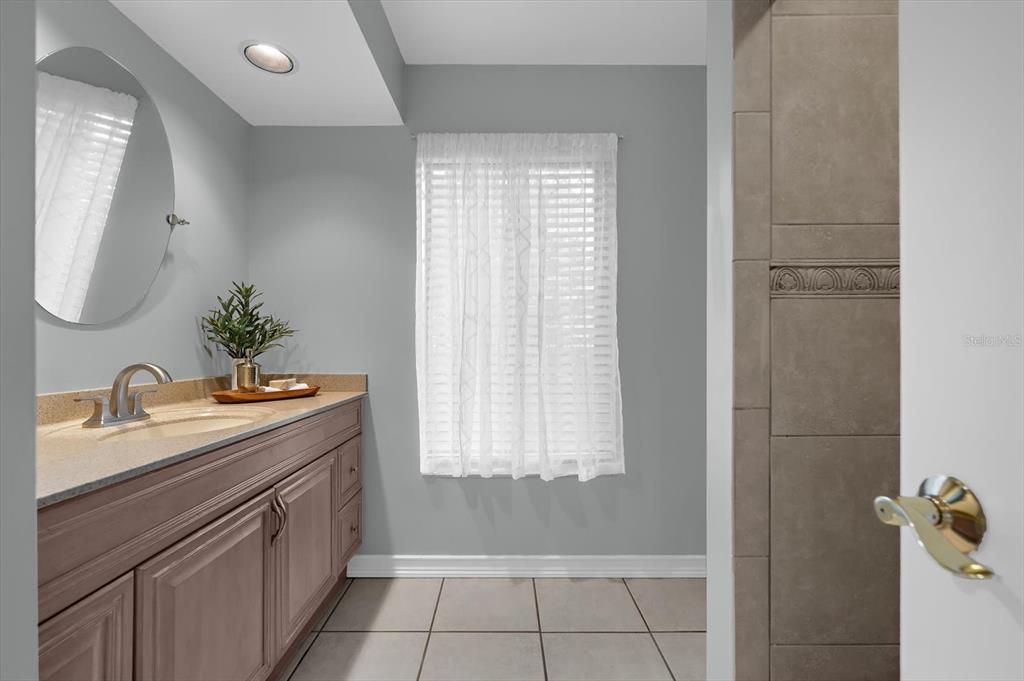 For Sale: $785,000 (3 beds, 2 baths, 2425 Square Feet)