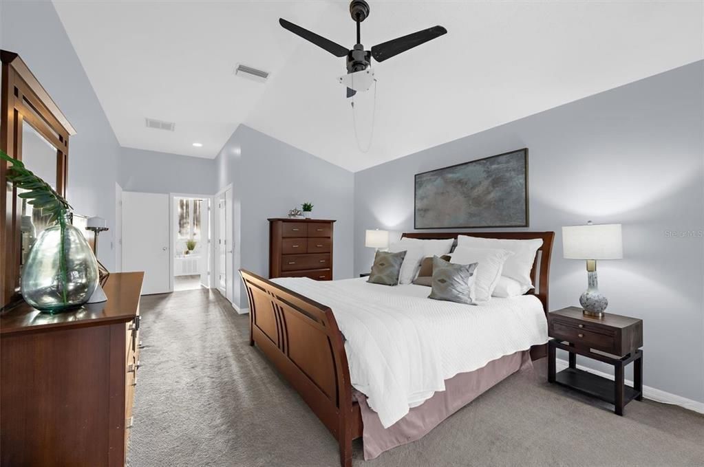 For Sale: $785,000 (3 beds, 2 baths, 2425 Square Feet)