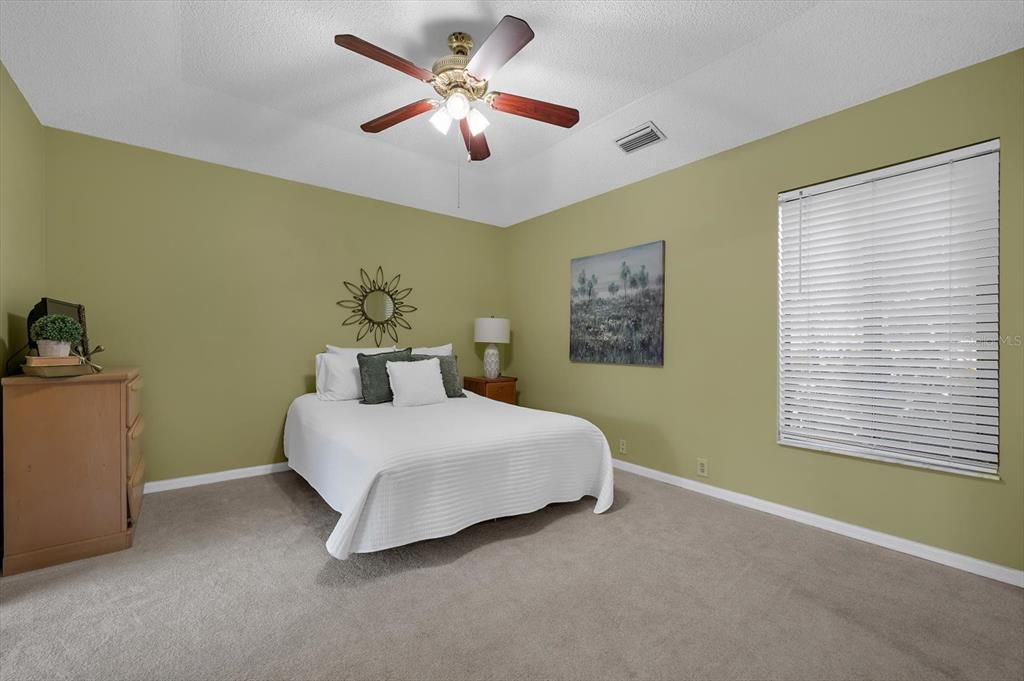 For Sale: $785,000 (3 beds, 2 baths, 2425 Square Feet)