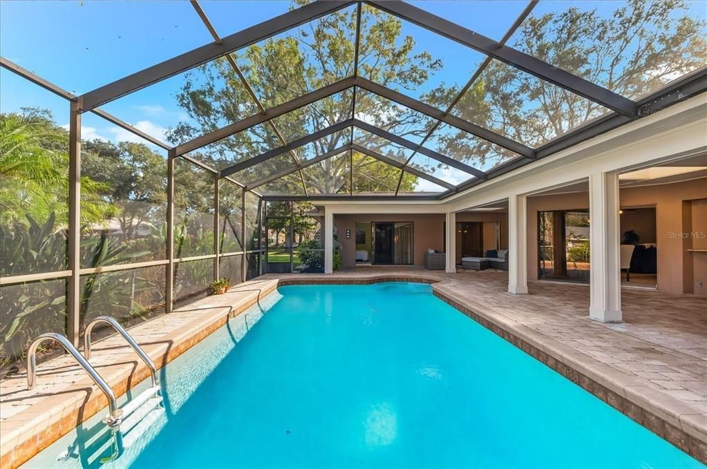 For Sale: $785,000 (3 beds, 2 baths, 2425 Square Feet)