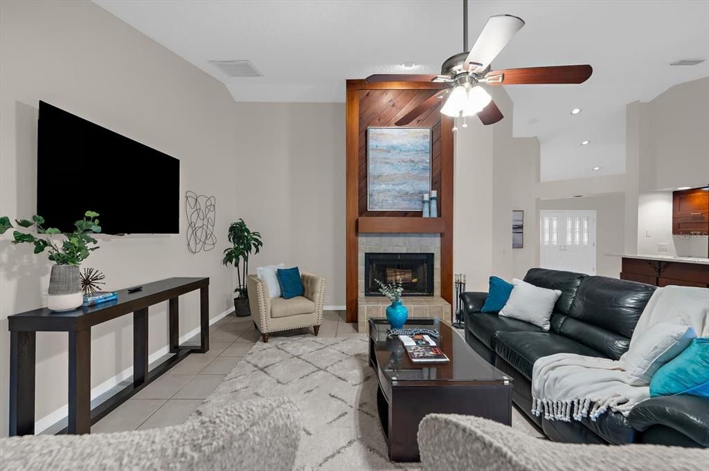 For Sale: $785,000 (3 beds, 2 baths, 2425 Square Feet)