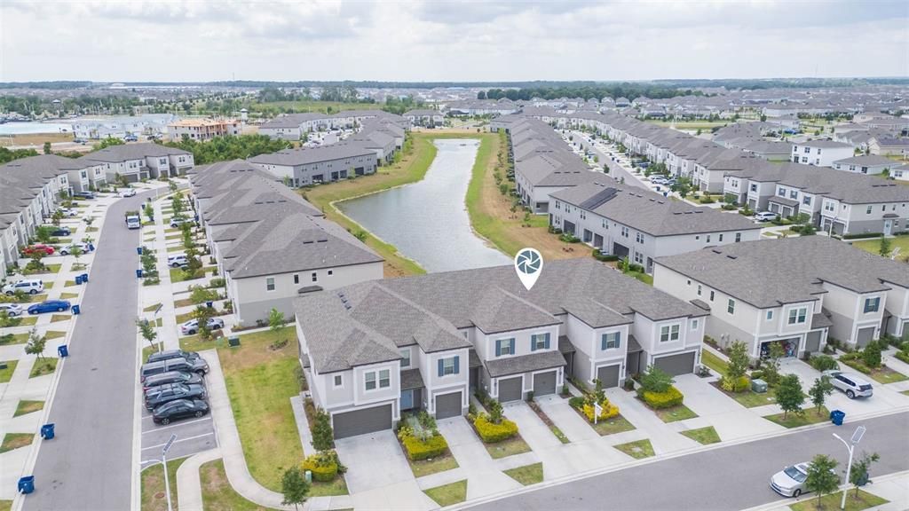 Под контрактом: $290,000 (3 спален, 2 ванн, 1597 Квадратных фут)