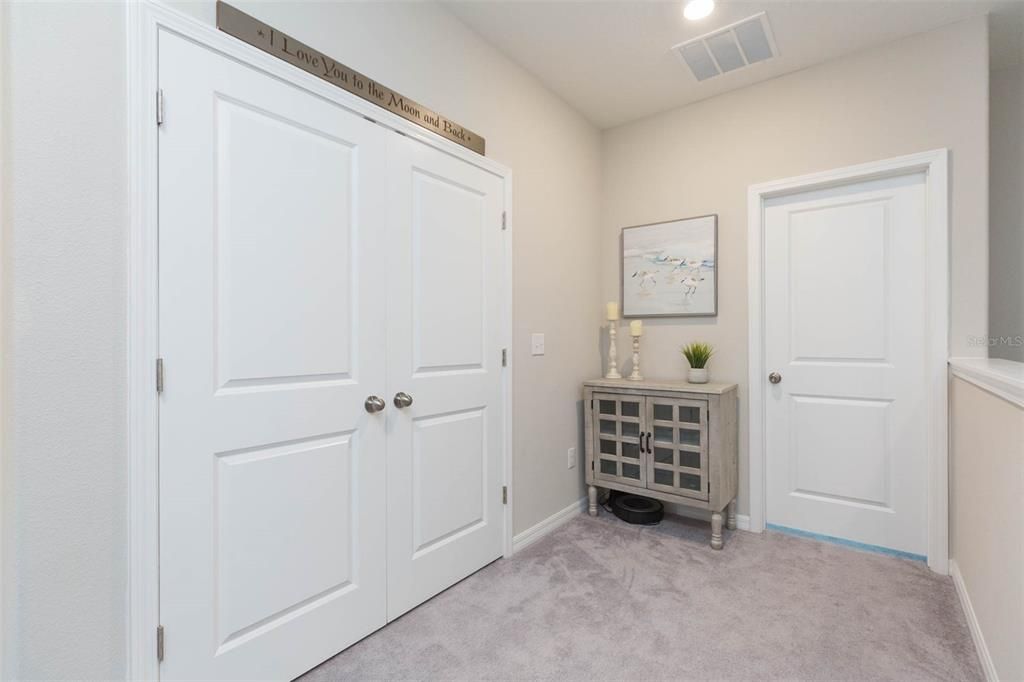 Под контрактом: $290,000 (3 спален, 2 ванн, 1597 Квадратных фут)