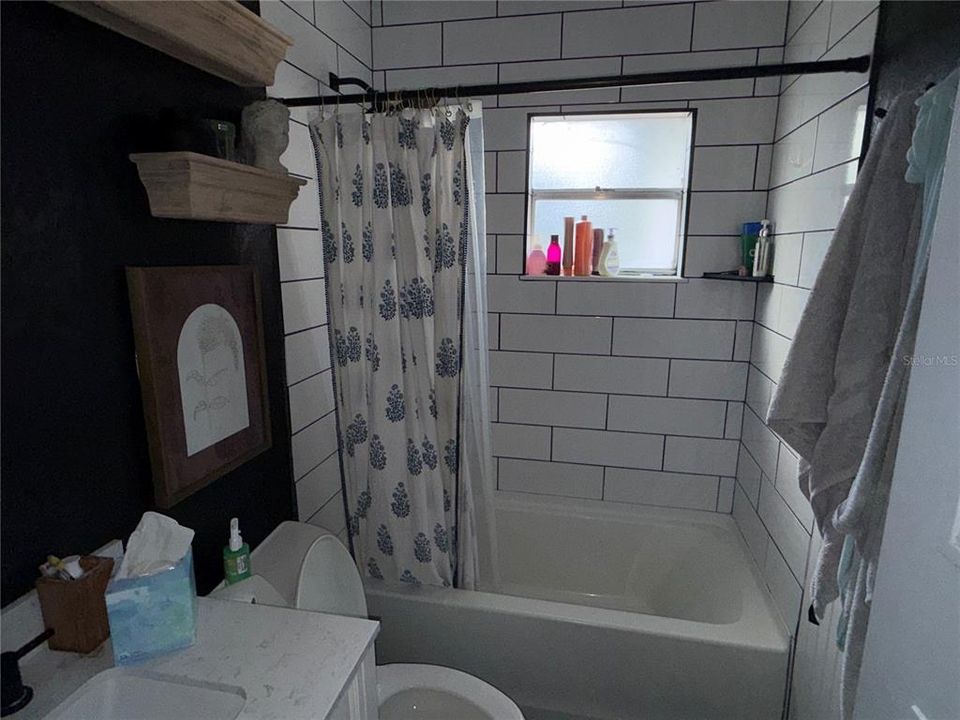 For Sale: $315,000 (3 beds, 2 baths, 2088 Square Feet)