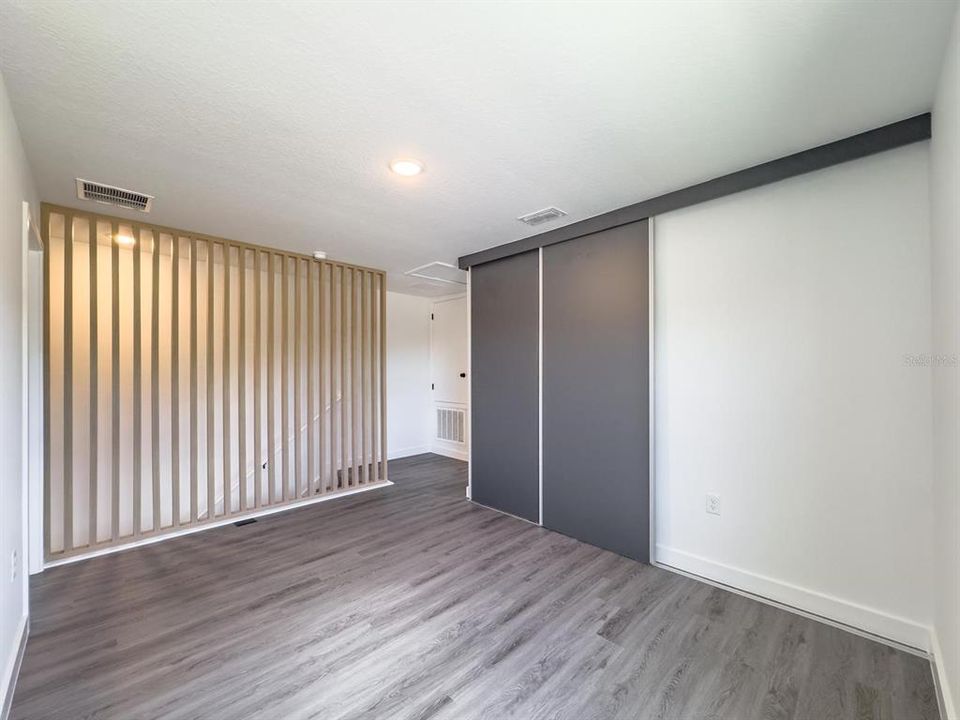 For Rent: $2,300 (3 beds, 3 baths, 1372 Square Feet)