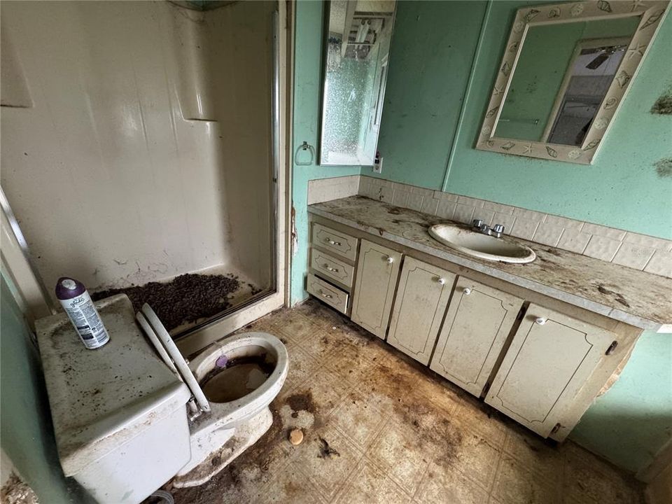 En Venta: $135,000 (3 camas, 2 baños, 1447 Pies cuadrados)