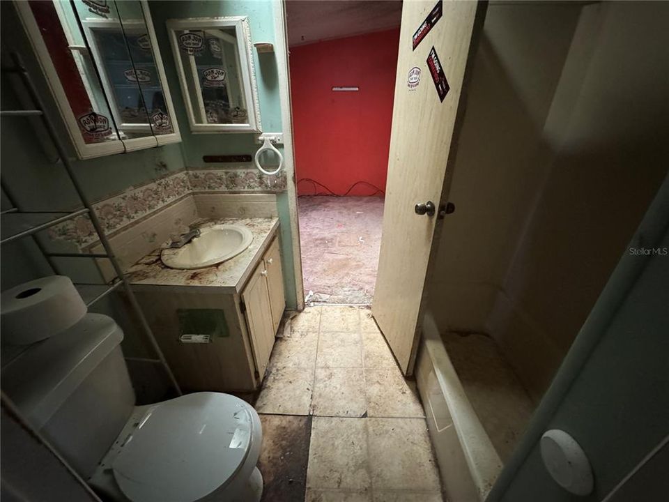 En Venta: $135,000 (3 camas, 2 baños, 1447 Pies cuadrados)