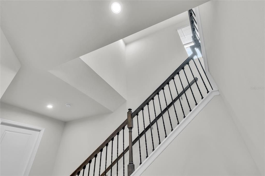 En Venta: $439,900 (4 camas, 3 baños, 2335 Pies cuadrados)