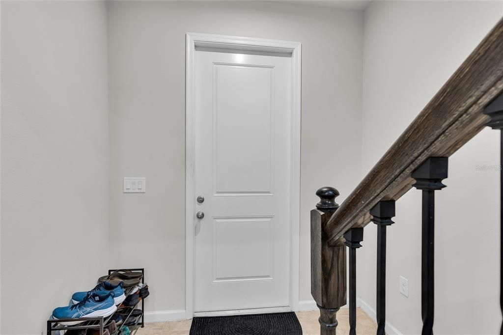 En Venta: $439,900 (4 camas, 3 baños, 2335 Pies cuadrados)