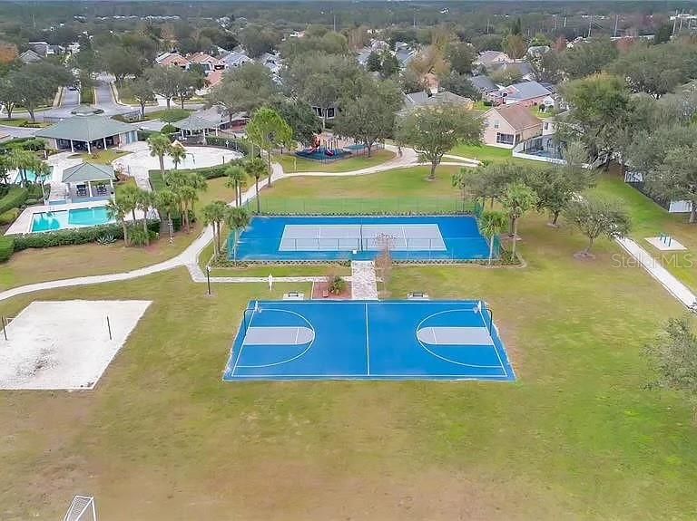 For Rent: $2,700 (3 beds, 2 baths, 1728 Square Feet)