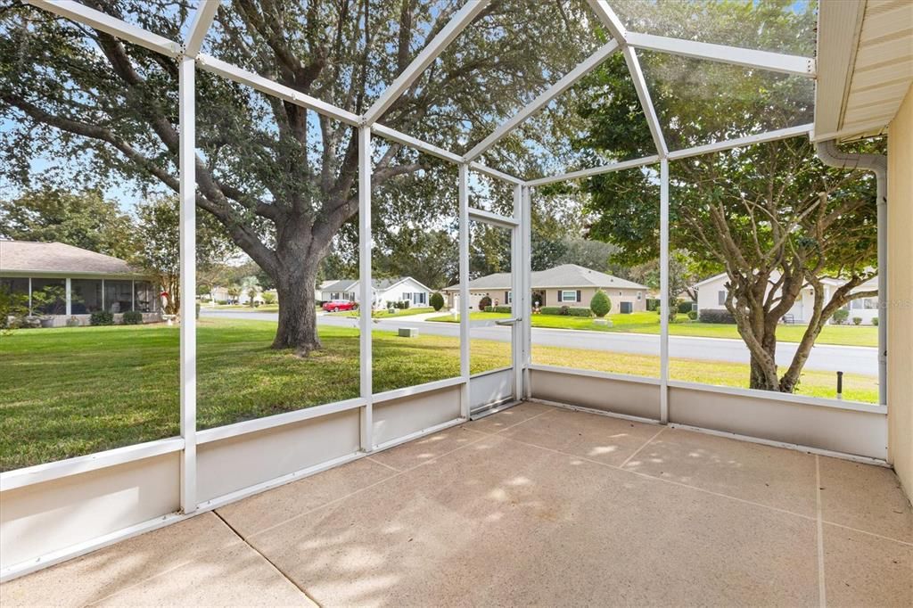 For Sale: $250,000 (3 beds, 2 baths, 1760 Square Feet)