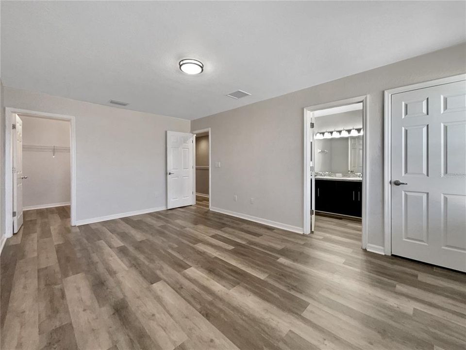 En Venta: $320,000 (3 camas, 2 baños, 1758 Pies cuadrados)