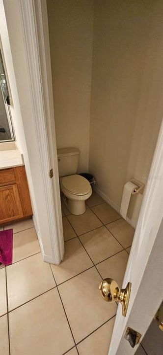 For Sale: $550,000 (3 beds, 2 baths, 2533 Square Feet)