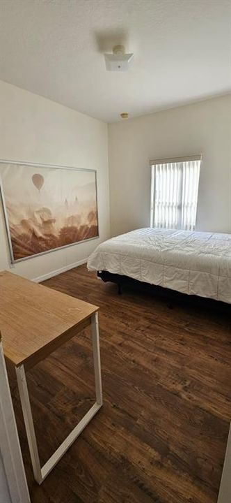 For Sale: $550,000 (3 beds, 2 baths, 2533 Square Feet)