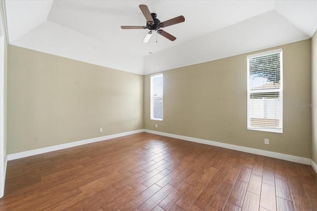 En Venta: $455,000 (3 camas, 2 baños, 2182 Pies cuadrados)