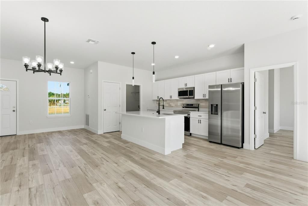 For Sale: $299,000 (4 beds, 2 baths, 1765 Square Feet)