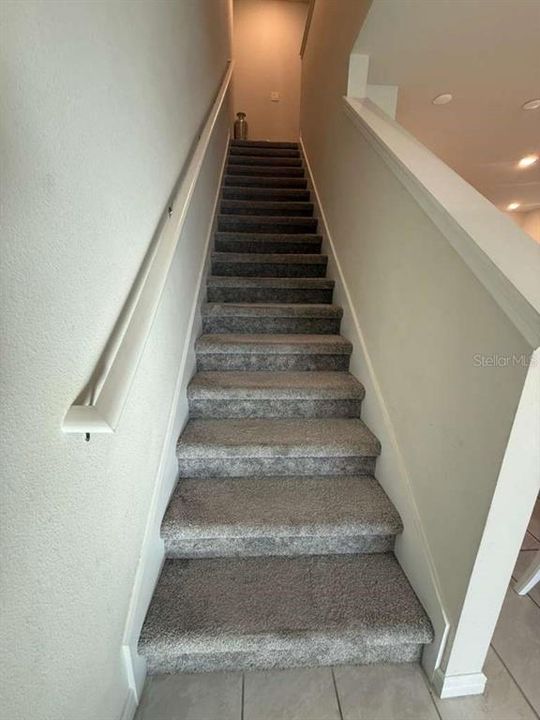 For Rent: $2,400 (3 beds, 2 baths, 1796 Square Feet)