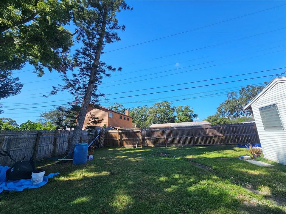 En Venta: $399,900 (4 camas, 2 baños, 1685 Pies cuadrados)