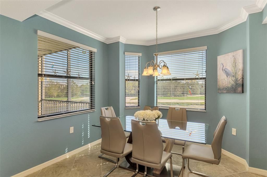 For Sale: $275,000 (2 beds, 2 baths, 1142 Square Feet)