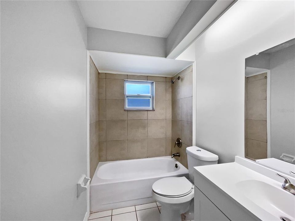 На продажу: $425,000 (3 спален, 2 ванн, 1574 Квадратных фут)